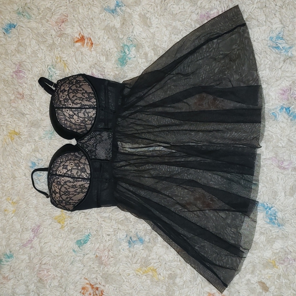 New no tag Victorias secret  bra night gown size 36C